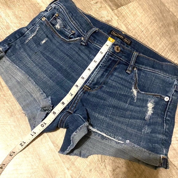 Abercrombie Denim Shorts - Picture 2 of 4